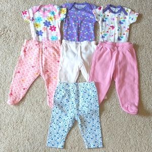🚫SOLD🚫 0-3 Months Baby Onesies & Pants Bundle